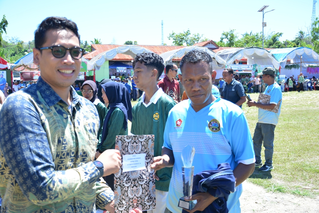 Puncak HUT Buru 11