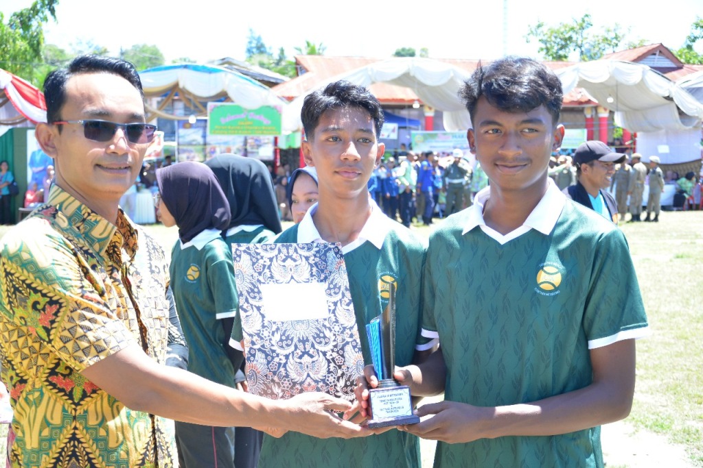 Puncak HUT Buru 21