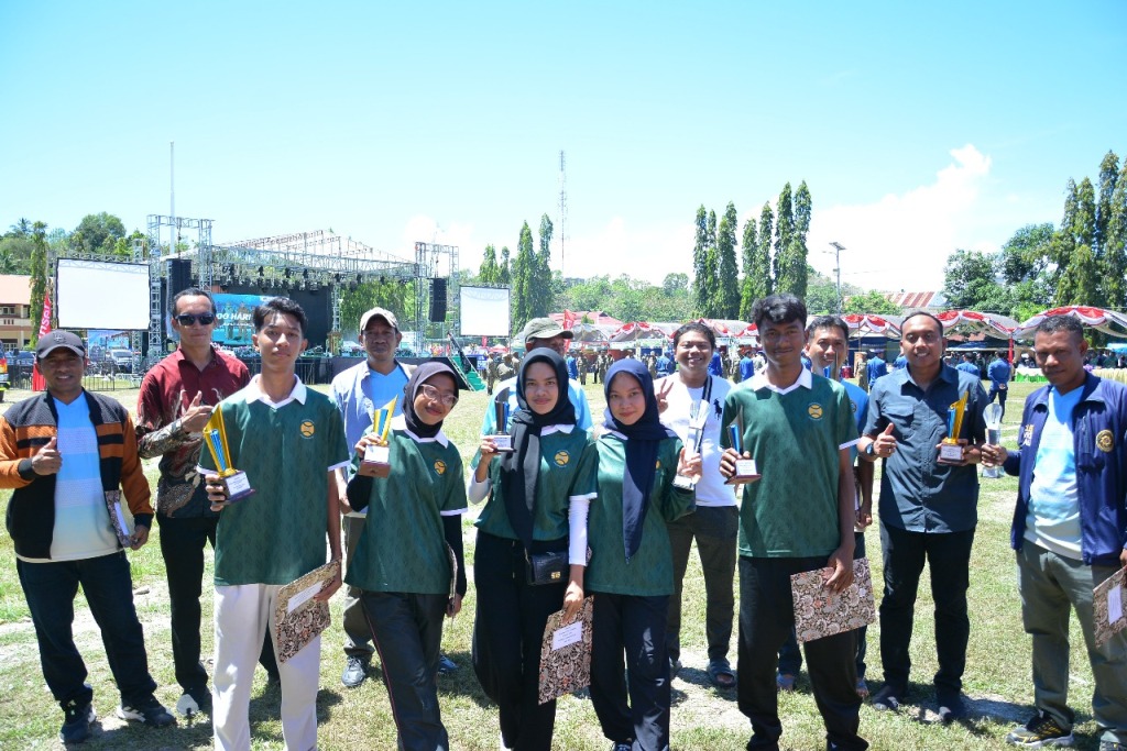 Puncak HUT Buru 24