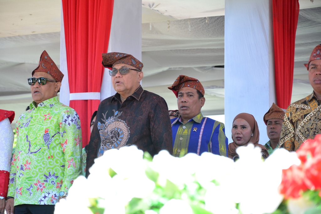 Puncak HUT Buru 4