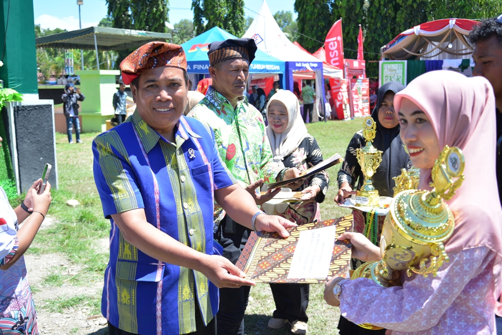 Puncak HUT Buru 5