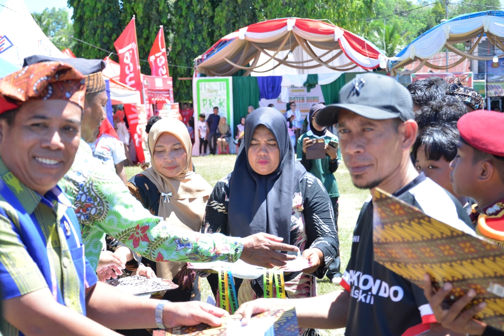 Puncak HUT Buru 7